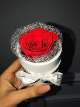 Load image into Gallery viewer, Passion Red Roses