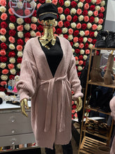Load image into Gallery viewer, Dust pink cardigan